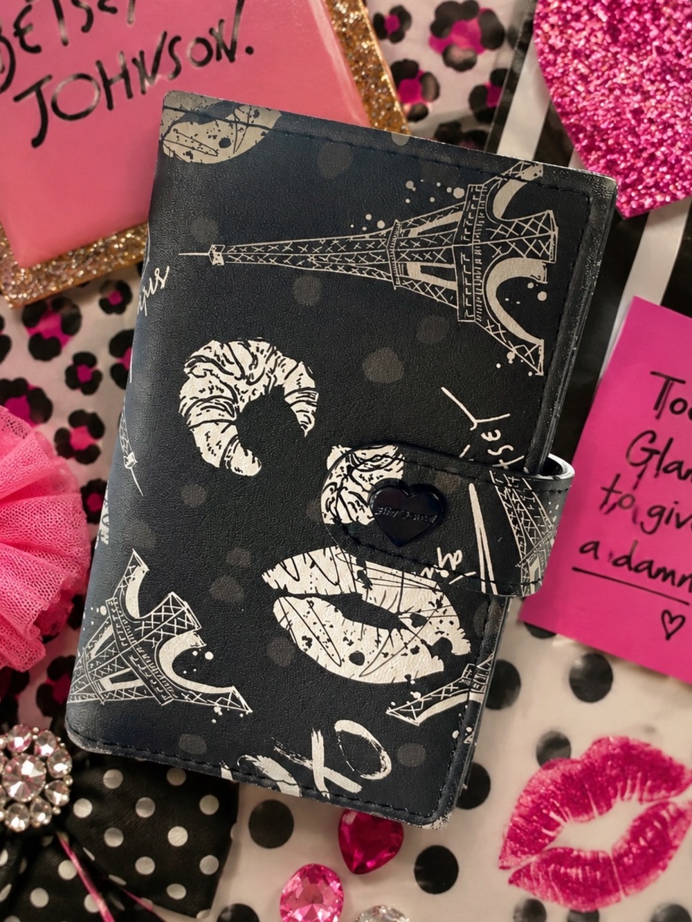 Betsey Johnson Black wallet with White Eiffel Tower & Lip Prints